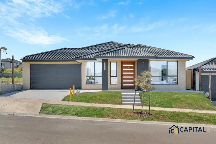 8 LILY DRIVE, Wallan VIC 3756