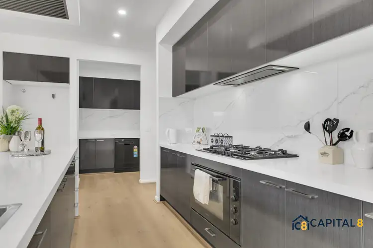 Fifth view of Homely house listing, 8 LILY DRIVE, Wallan VIC 3756