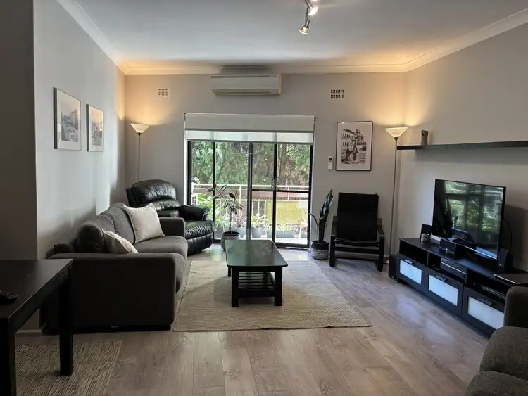 8/380 Railway Parade, Carlton NSW 2218
