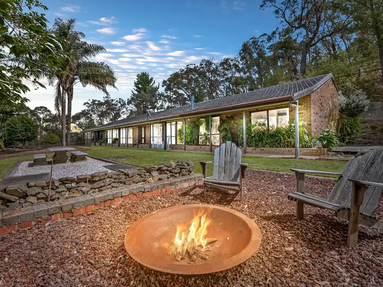 205 Buttermans Track, St Andrews VIC 3761