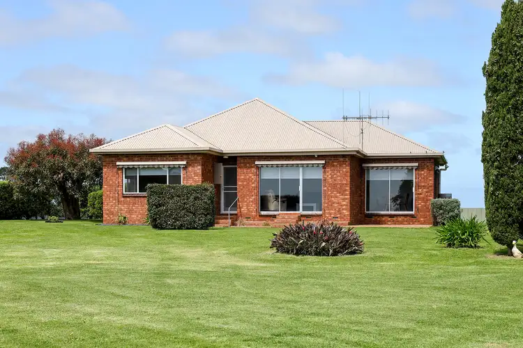 330 Cooramook Road, Grassmere VIC 3281