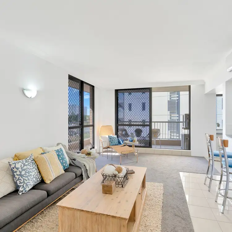 404/3 OAK AVENUE, Surfers Paradise QLD 4217