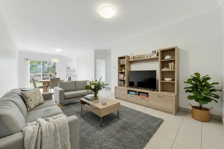1/9 Hart Street, Warwick Farm NSW 2170