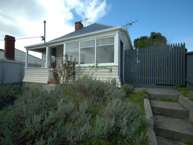 24 Wellington Street, North Hobart TAS 7000