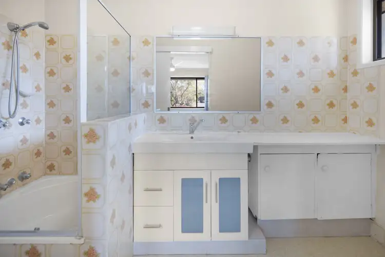 Fifth view of Homely house listing, 18 Gonzales St, Macgregor QLD 4109