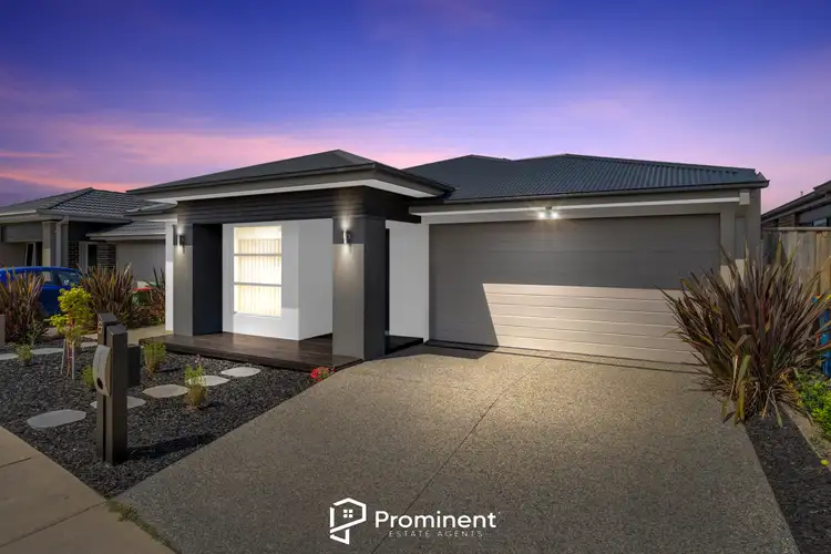 Second view of Homely house listing, 6 Ravenswood Avenue, Clyde VIC 3978