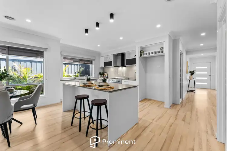 Sixth view of Homely house listing, 6 Ravenswood Avenue, Clyde VIC 3978
