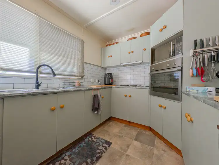 188 Gale Lane, Kerang VIC 3579