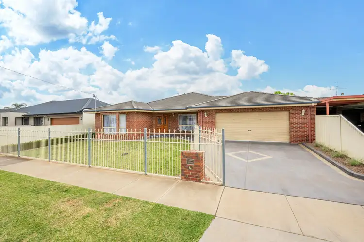 11 SUTTON ROAD, Shepparton VIC 3630