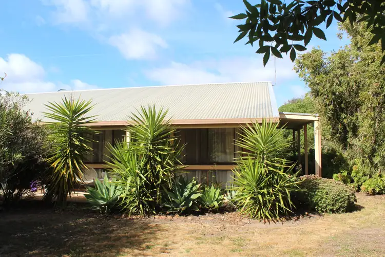 Unit 2/25 Macpherson Street, Nhill VIC 3418