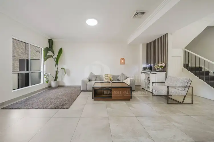 20 Old Glenfield Road