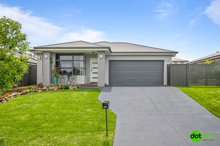 36 Lawrence Avenue, Wyee NSW 2259