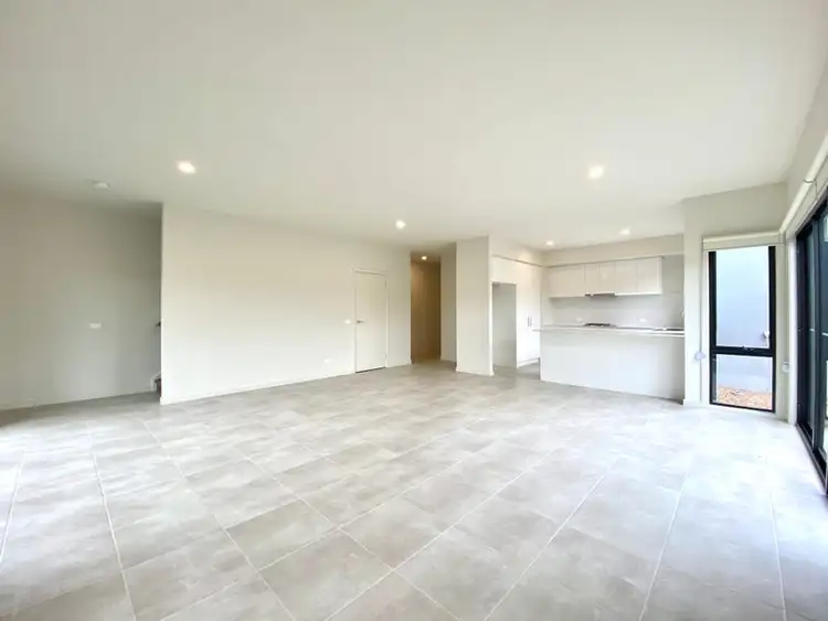 Fourth view of Homely townhouse listing, 7 Yolanda Circuit, Beaconsfield VIC 3807