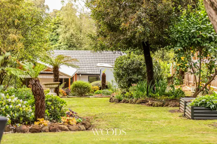 11 Joffre Parade, Cockatoo VIC 3781