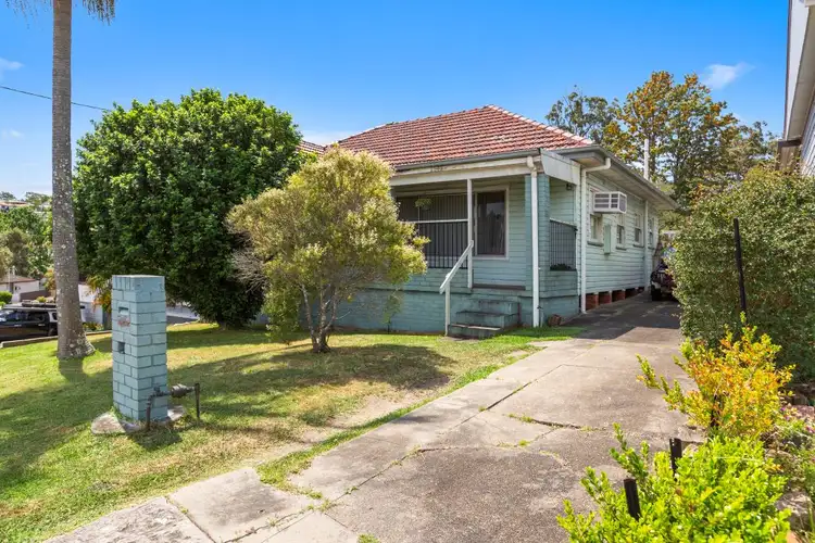 11 Neville Street, Glendale NSW 2285