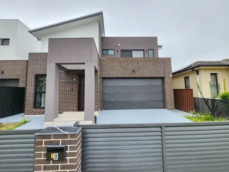 2B Amalfi Street, Lurnea NSW 2170
