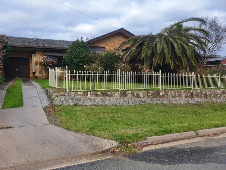 444 Schubach Street, East Albury NSW 2640