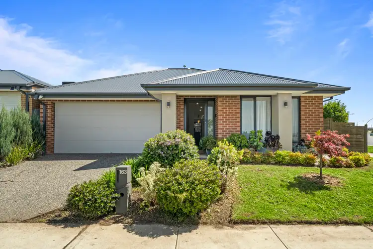 163 Ernstbrook Drive, Clyde VIC 3978