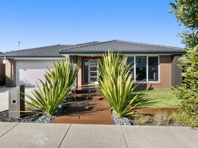 5 Rene Street, Waurn Ponds VIC 3216