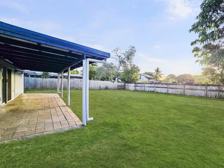 421 VARLEY STREET, Yorkeys Knob QLD 4878