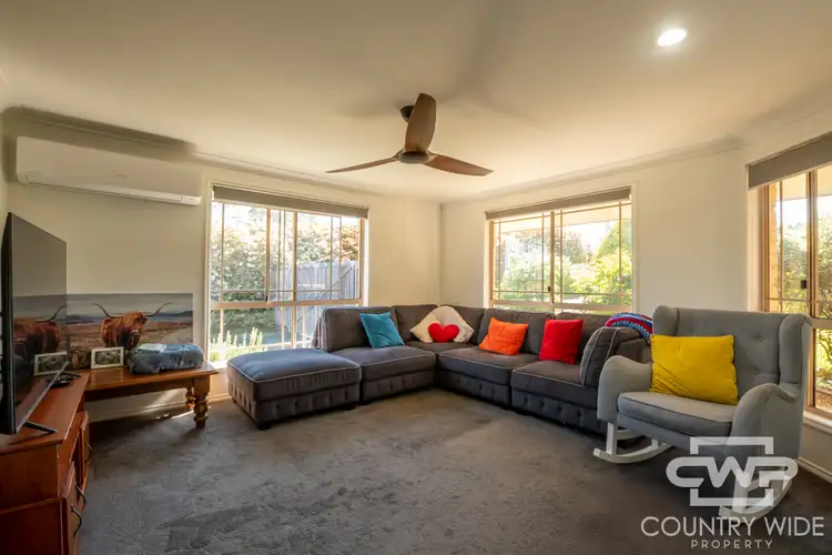 Second view of Homely house listing, 14 Cramsie Crescent, Glen Innes NSW 2370