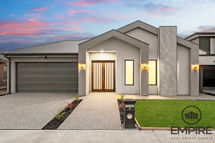 4 Wild Goose Way, Clyde North VIC 3978