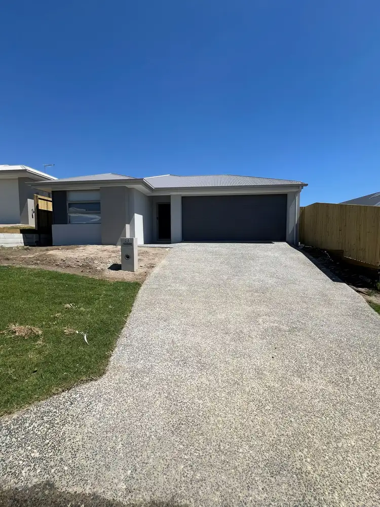 20 Finch Street, Ripley QLD 4306