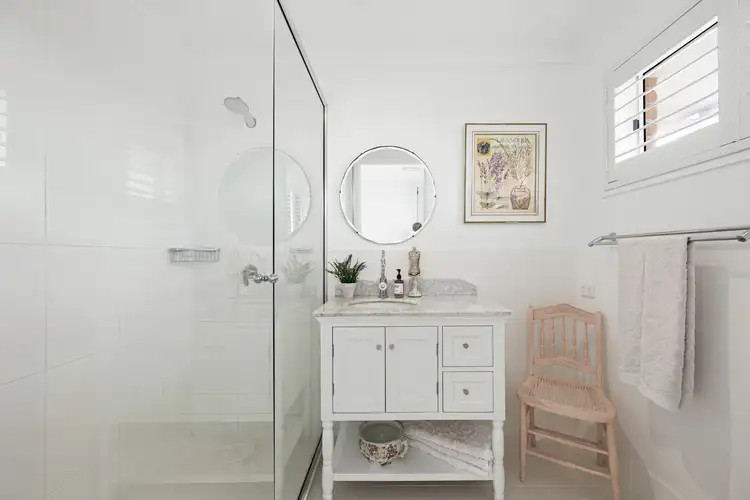 Fifth view of Homely unit listing, 2/50 Beach Parade, Maroochydore QLD 4558