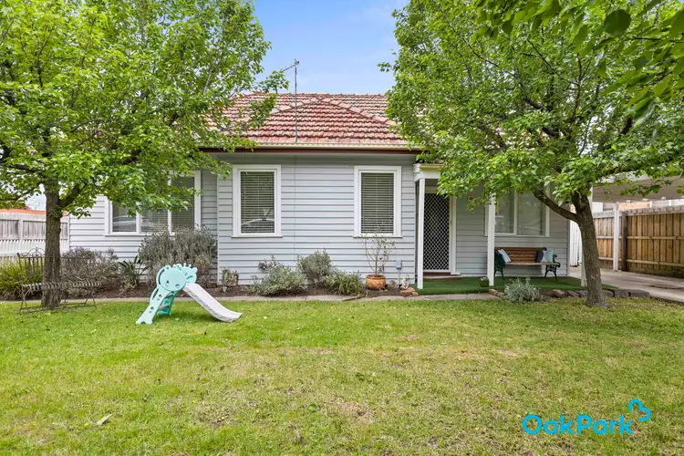 45 Gladstone Parade, Glenroy VIC 3046