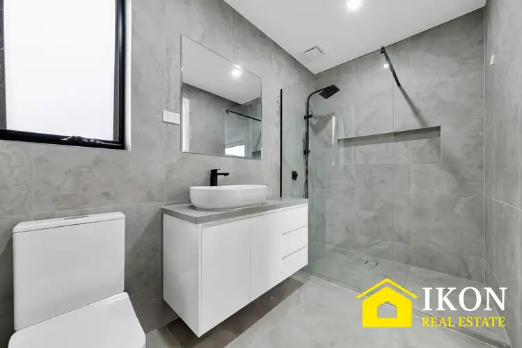 Fourth view of Homely house listing, 15 HUNTINGTOWER AVENUE, Mickleham VIC 3064