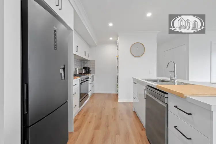 Sixth view of Homely house listing, 5 Hedditch Street, Portland VIC 3305