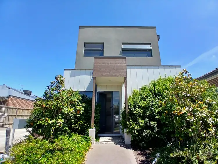 1/16 Chevron Street, Tarneit VIC 3029