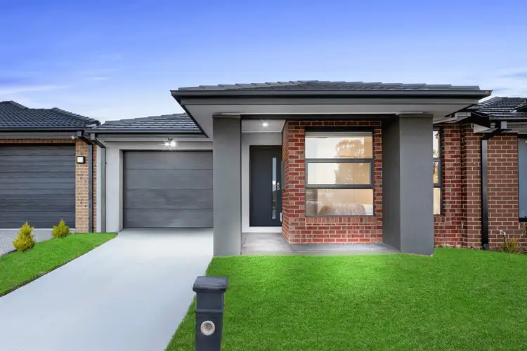 24 Uxbridge Street, Werribee VIC 3030