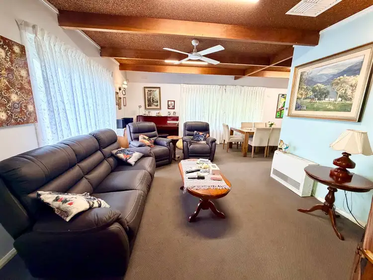 31 Helms Court, Benalla VIC 3672