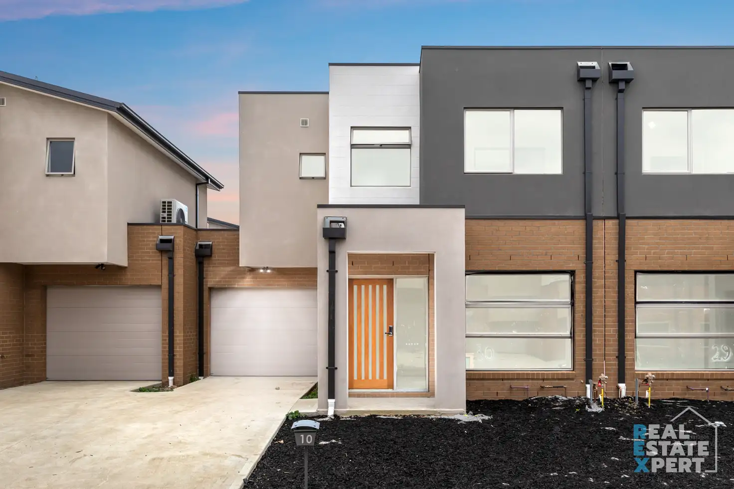 Main view of Homely townhouse listing, 8 Tiger Way, Officer VIC 3809