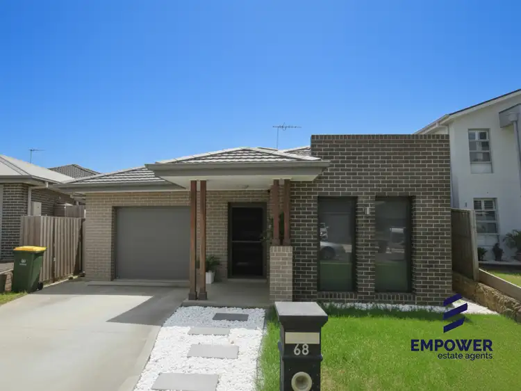 68 Crowley Boulevard, Claymore NSW 2559