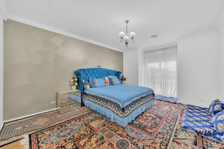 Fifth view of Homely house listing, 6 Mitta Place, Taylors Hill VIC 3037