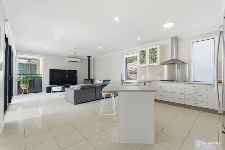 Sixth view of Homely house listing, 4 Saffron Place, Seventeen Mile Rocks QLD 4073