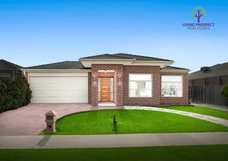 16 Dunlin Crescent, Williams Landing VIC 3027