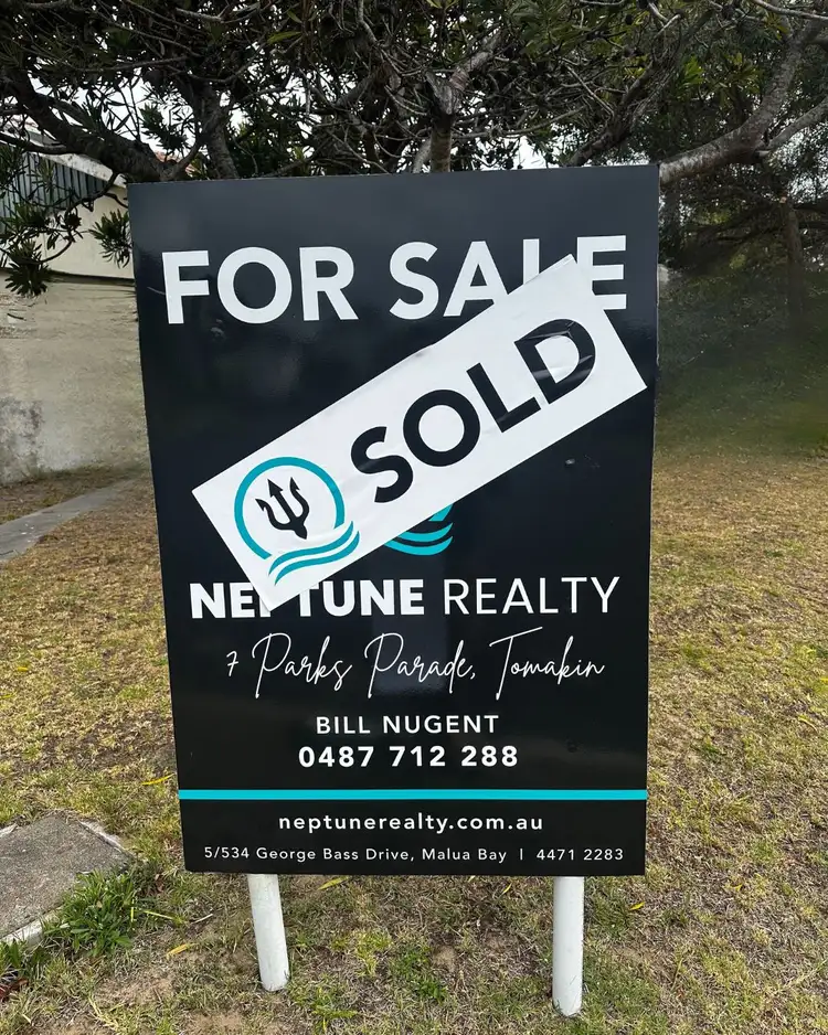 7 Parks Parade, Tomakin NSW 2537