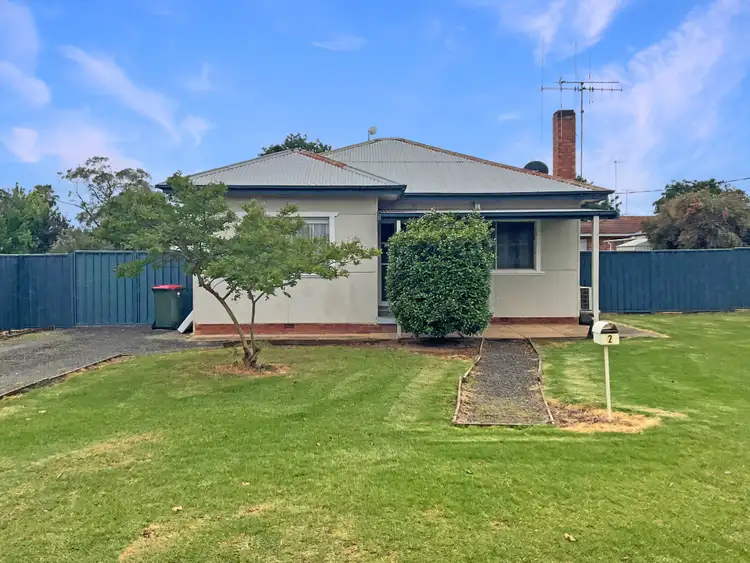 2 Bathurst Street, Forbes NSW 2871