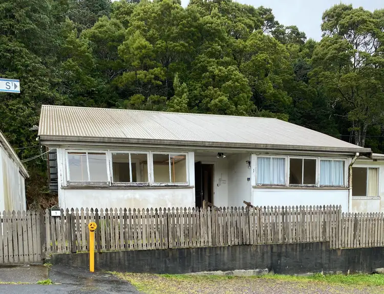 1 Provis Street, Queenstown TAS 7467