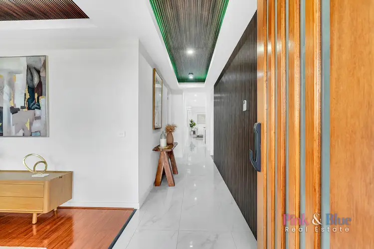 12 Hampshire Avenue, Rockbank VIC 3335