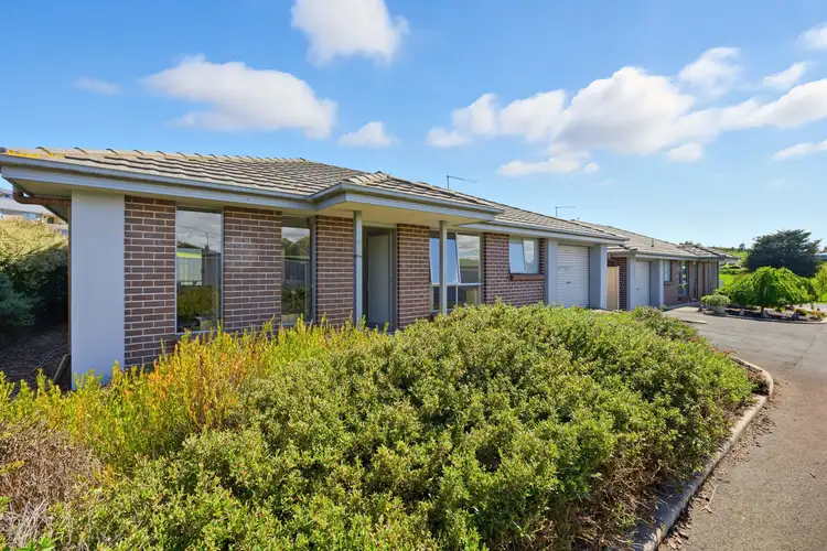 2/80 West Church Street, Deloraine TAS 7304