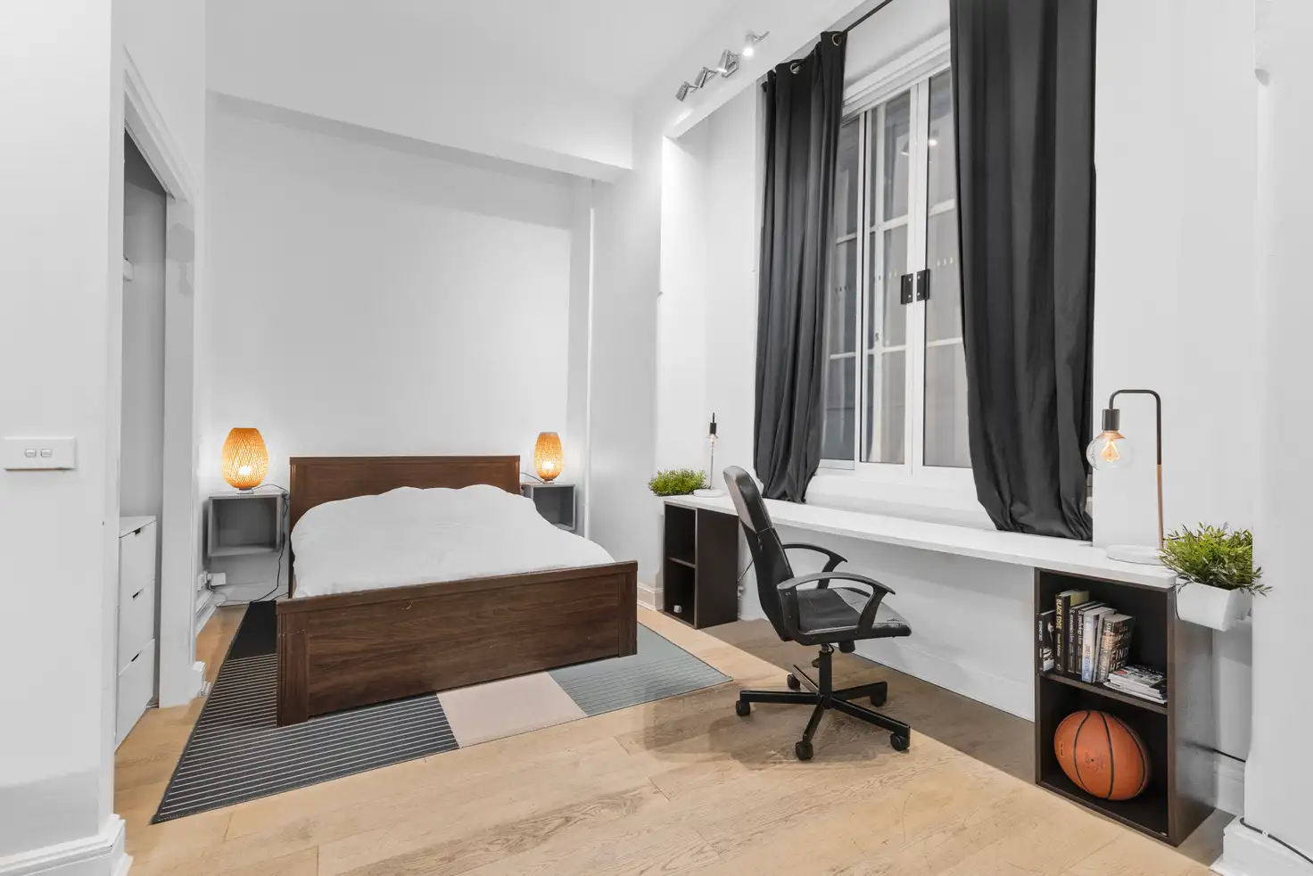 Main view of Homely apartment listing, 203/4 Bridge Street, Sydney NSW 2000