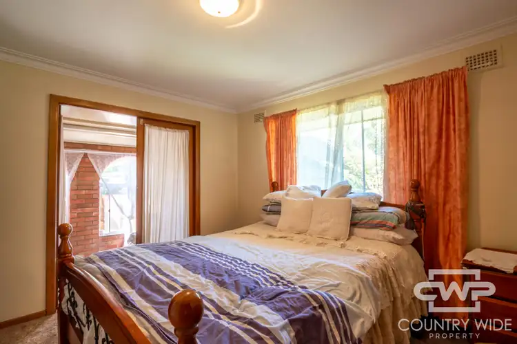 Fifth view of Homely house listing, 8 Lackey Street, Guyra NSW 2365