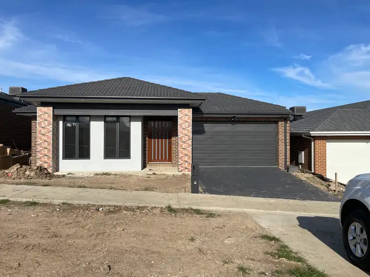 387 Glenelg Highway Service Road, Smythes Creek VIC 3351