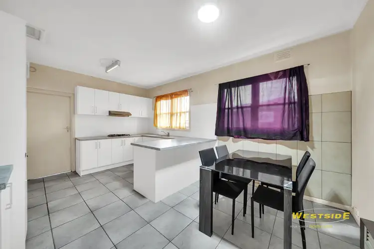 Fifth view of Homely house listing, 8 Leonard Avenue, St Albans VIC 3021