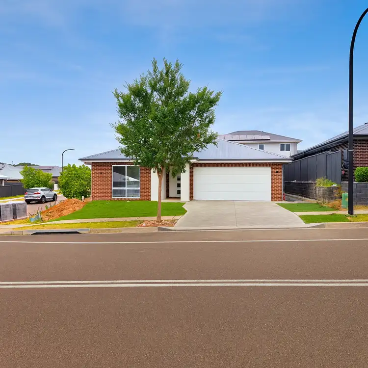 8 Soreina Drive, Wyee NSW 2259