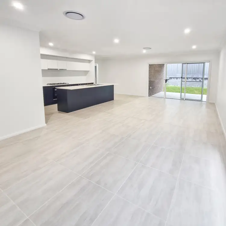 8 Soreina Drive, Wyee NSW 2259